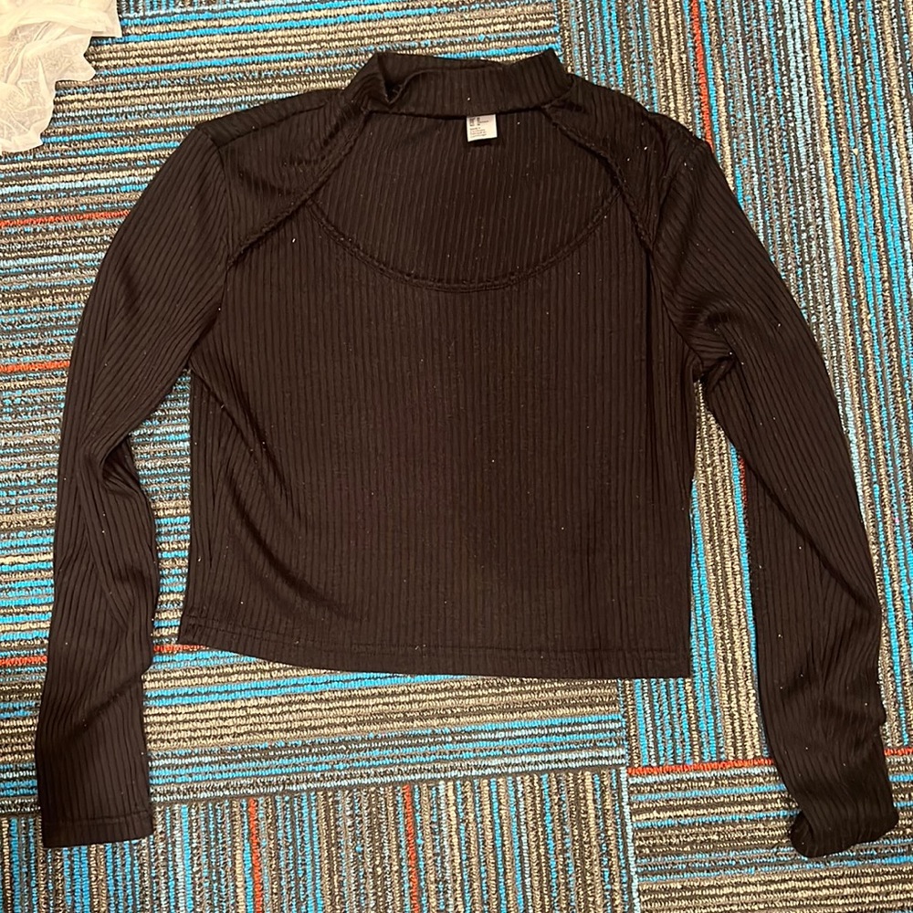 Crop top V-neck